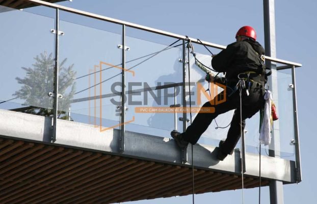 Cam Balkon Temizliği ve Bakımı